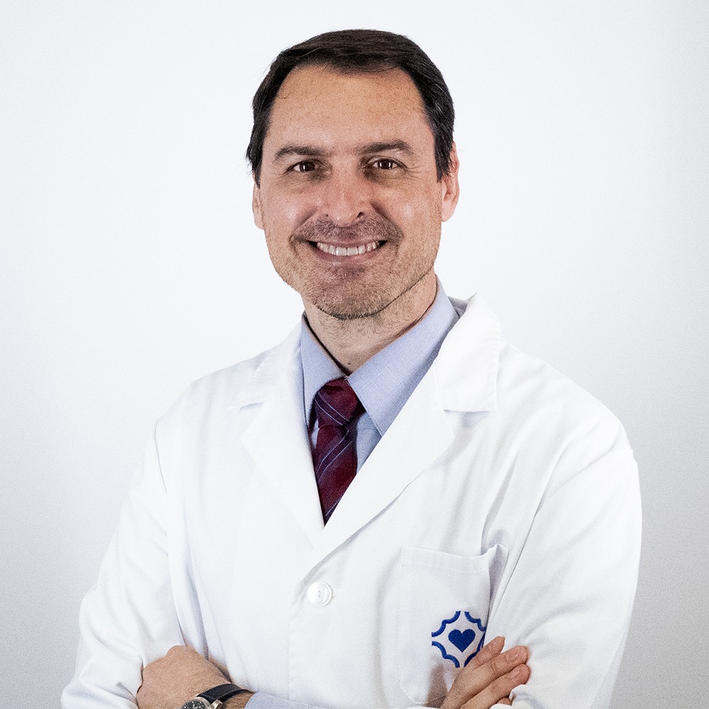 Dr. Gabriel Yanes [Clínica Victoria Rey]
